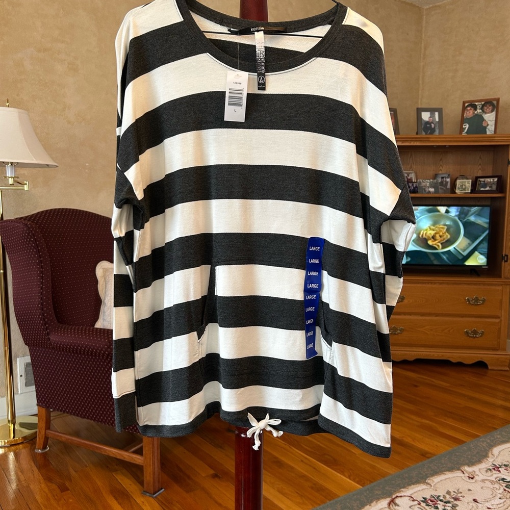 Kensie stripped top